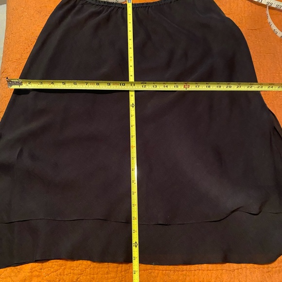 Peter Cohen Linen Skirt and Blouse Set - Picture 13 of 15